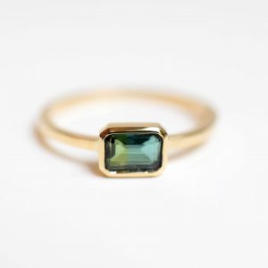 Bague or jaune recyclé tourmaline verte bicolore RPC sur mesure artisan lyon joaillier